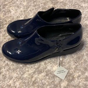 BRAND NEW navy Cole Haan waterproof booties wedge